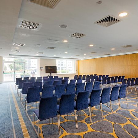 The Chelsea Harbour Hotel And Spa London Exterior photo The meeting room