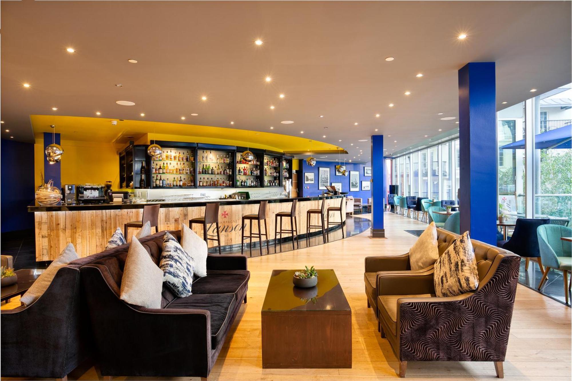 The Chelsea Harbour Hotel And Spa London Exterior photo The bar at the hotel